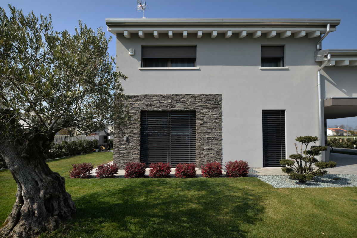 hqs_rigato_house_quality_solutions_one_fonte_treviso_serramenti_alluminio_serramenti_pvc_infissi_porte_interne